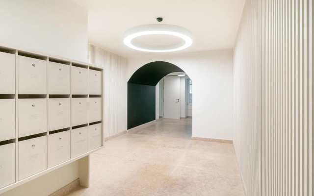 Prime Location Luxury Apartment