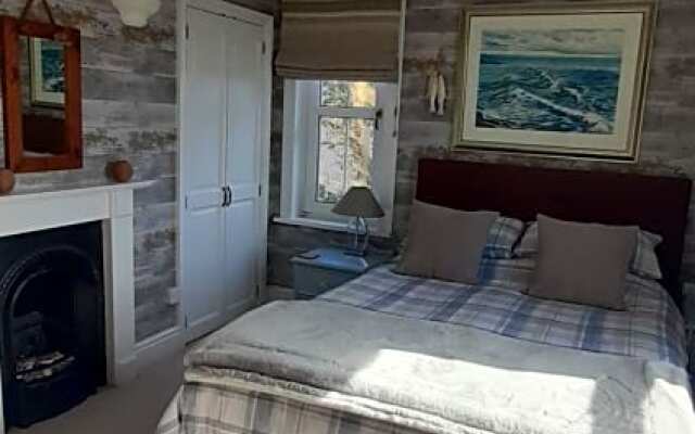Little Orchard House