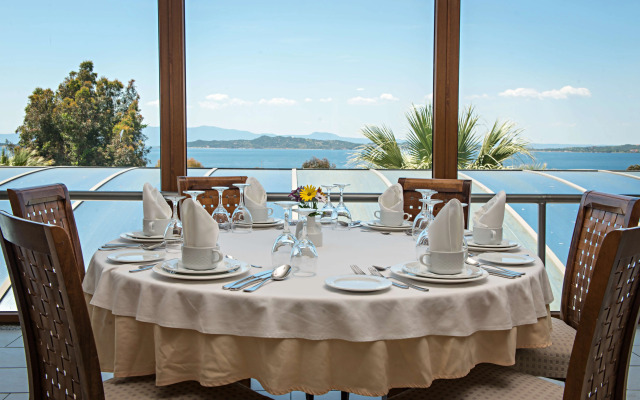 Aristoteles Holiday Resort & Spa