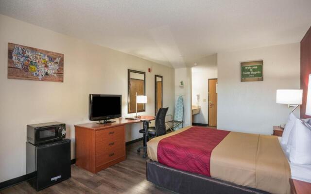 Econo Lodge Cedar Rapids