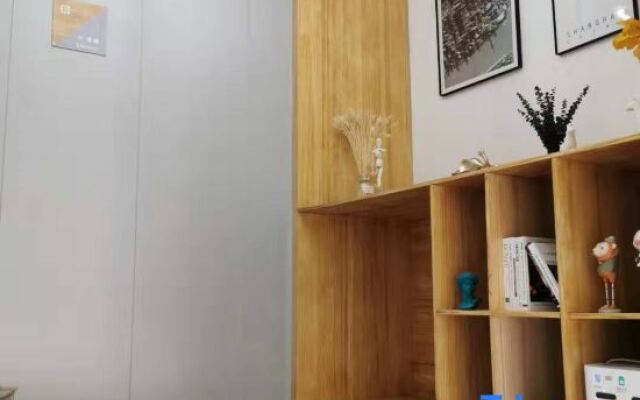 Yadu Hotel