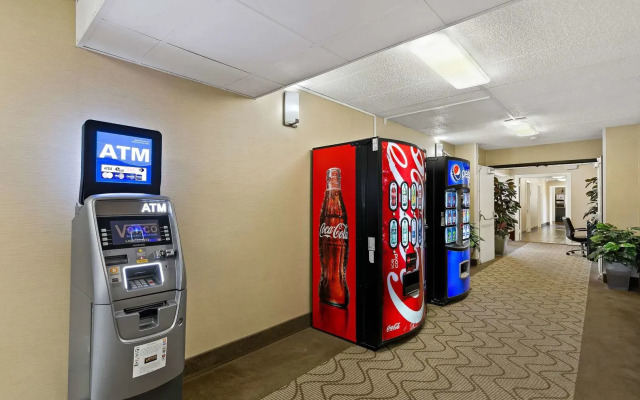 Spark by Hilton Wytheville Holston Rd I 81