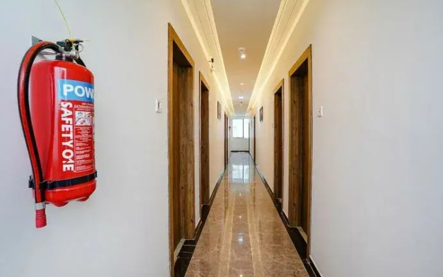 Fabhotel Grand Residency