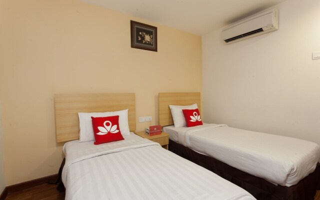 ZEN Rooms Opposite YMCA