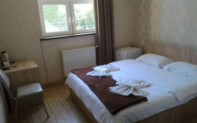 7 Star Hotel
