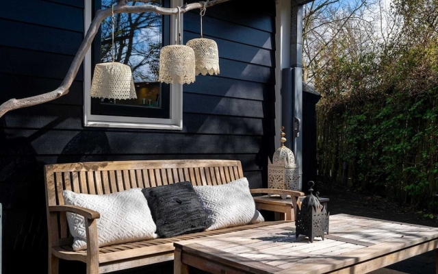 Rustic-modern Furnished Holiday Home With an Exciting Garden