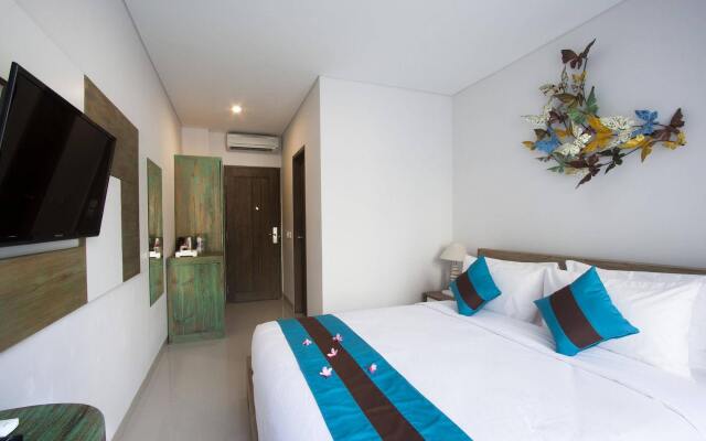 Hola Seminyak
