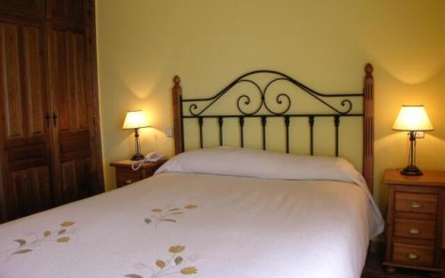 Hotel Rural La Dehesilla