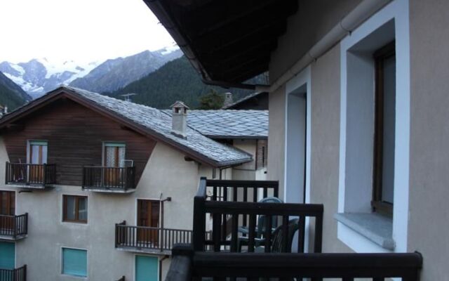 Hotel Stambecco
