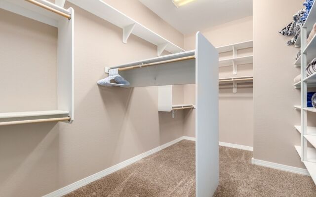 Athena 4 Bedroom Home by RedAwning