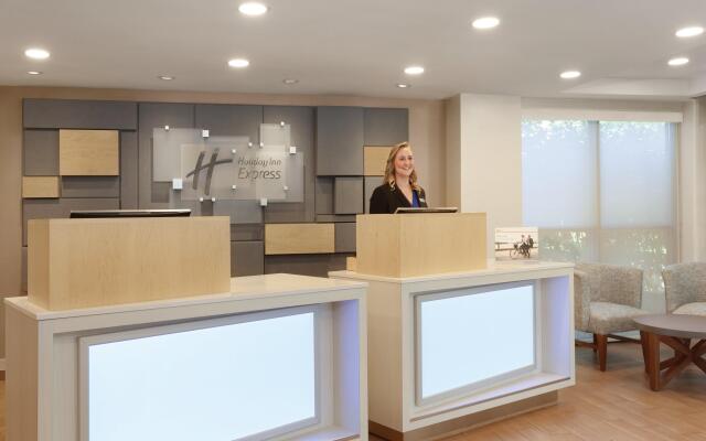 Holiday Inn Express Hartford South - Rocky Hill by IHG