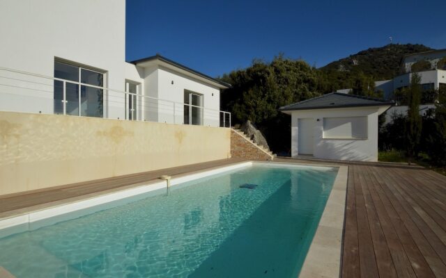 Casa Serena  piscine et vue panoramique