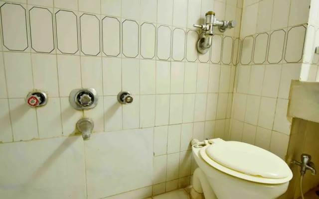 OYO Rooms Near CHL Hospital Indore