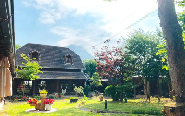 Yufuin Flora House