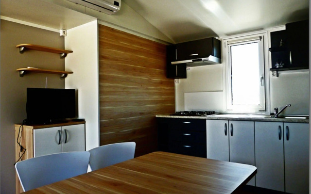 Mobile Homes Peros