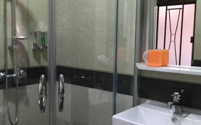 Hong Kong Tai San Guest House (Burlington Branch)