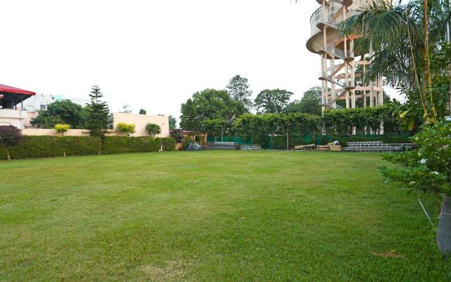 OYO 8983 Royal Inn