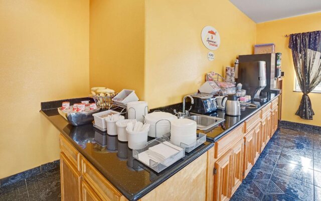 Sapphire Inn and Suites
