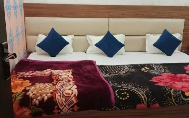 The Mansarovar Palace