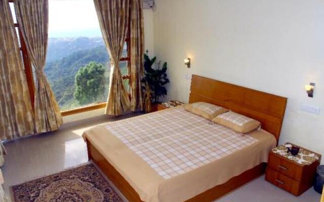 Valley facing chalet, 4 hrs from Delhi