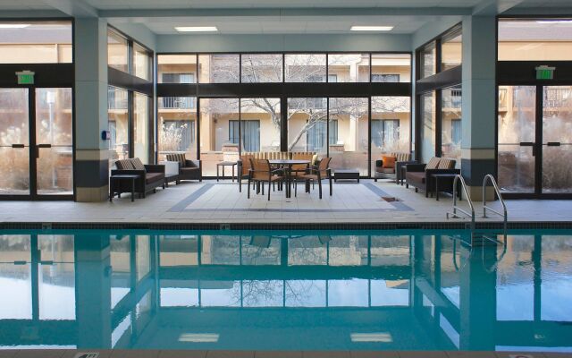 Courtyard by Marriott Rockford