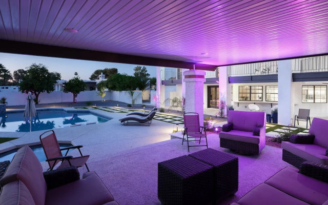 Luxe-paradise Palace-pool-spa-guest House & More!