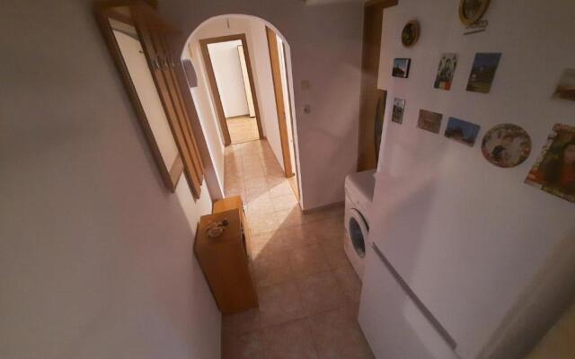 Apartament Mircea Strada Rozelor Etaj 4