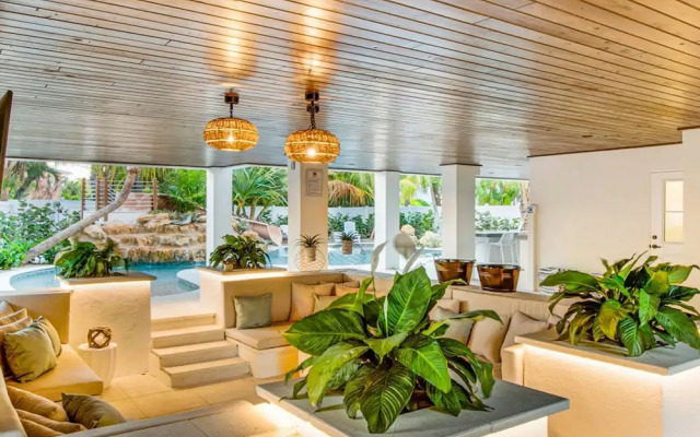 The Oasis in Siesta Key