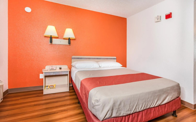 Motel 6 Fairfield, CA - North