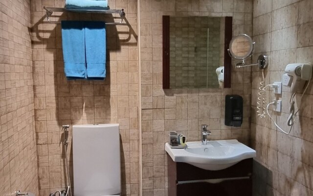 Golden Park Hotel