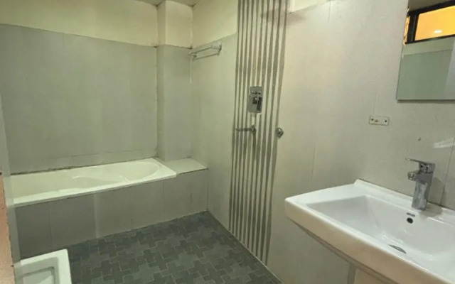 Hotel Fewa And Mike's Old Kitchen
