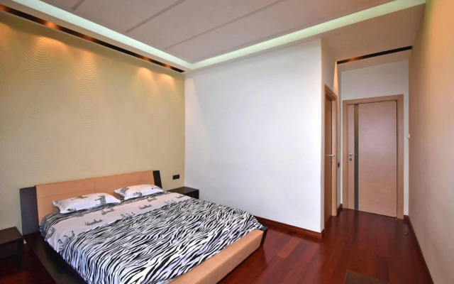 Teryan street, 3 bedrooms Luxury, Duplex apartment TT444