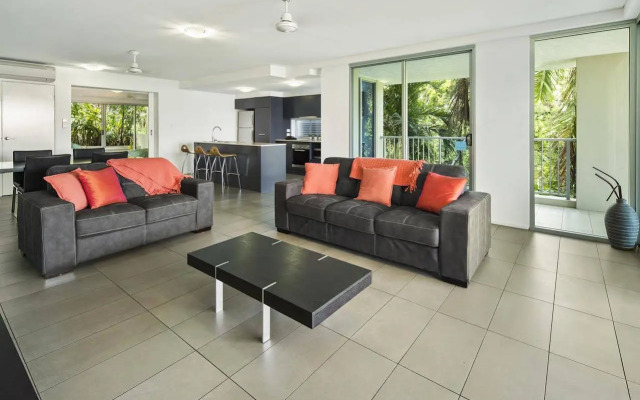 Azure Sea Whitsunday Resort