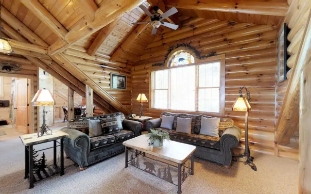 Soaring Eagle Lodge