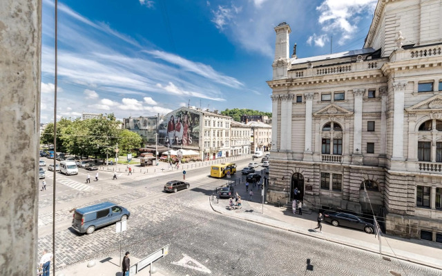 Opera House Apartment 2
