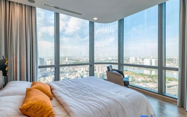 DongDong Skyview Apartment in Landmark 81 Tower