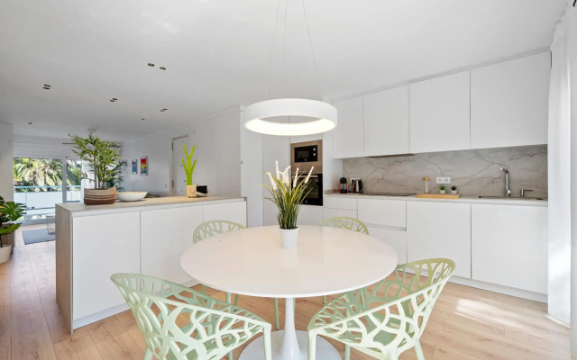 Hauzify I Apartament Westland