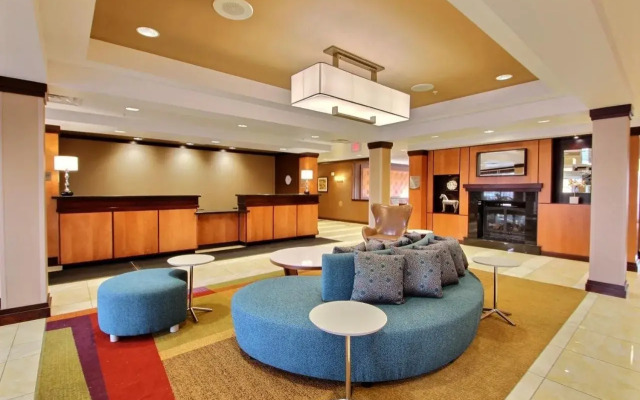 Fairfield Inn & Suites by Marriott Milwaukee Airport