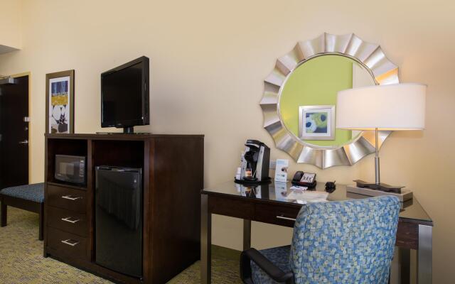 Holiday Inn Express Hotel and Suites Scranton, an IHG Hotel