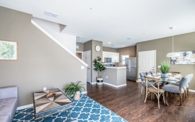 Amazing Townhome! - Lucaya Village - 8951SD