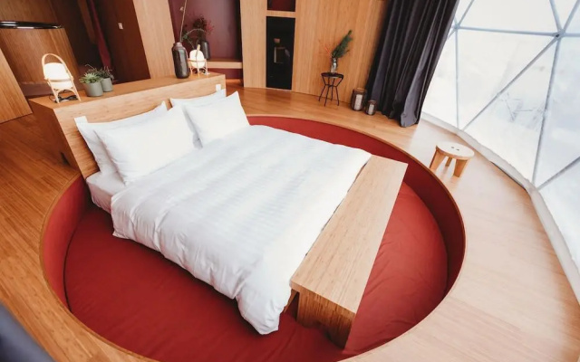 Whitepod – Guest Rooms – Monthey