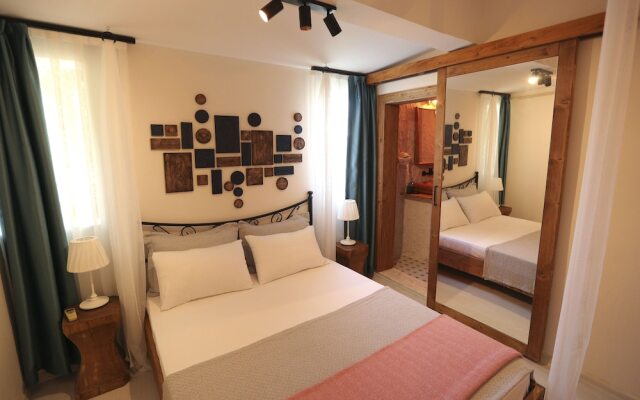 Sakız Kızı Alaçatı