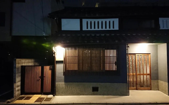 桃山ゲストハウス おかだ