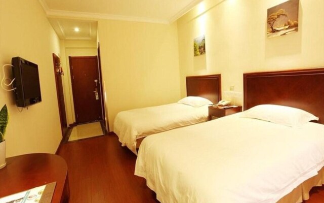 GreenTree Inn Shandong Weihai Gangkou Express Hotel