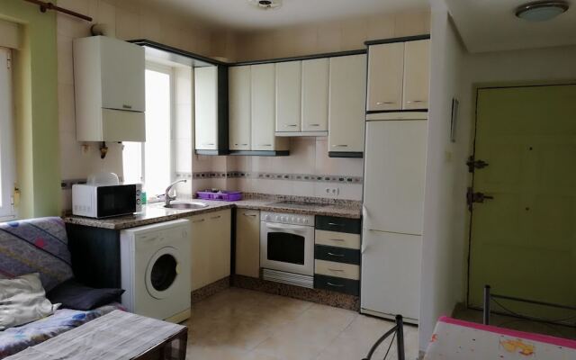 Apartment With 2 Bedrooms in León - 140 km From the Beach