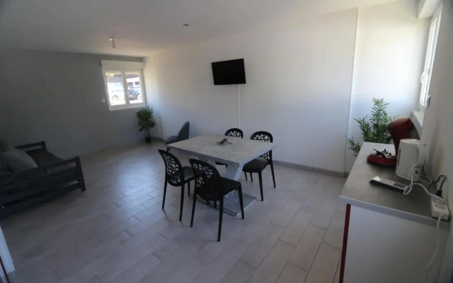 Appart hôtel " Les apparts CHOLET Carteron "