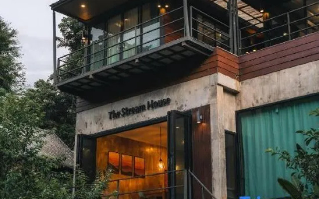 The Stream House at Mae Kampong