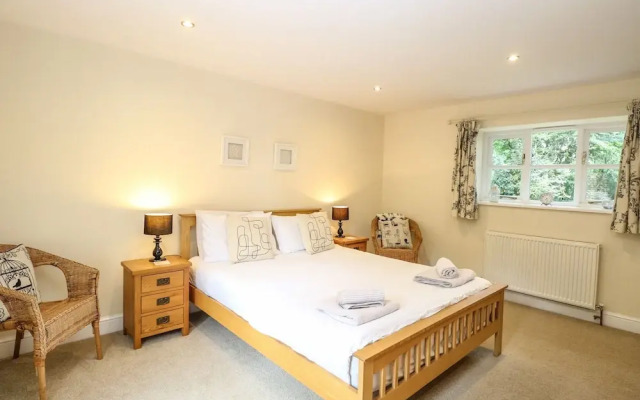 Oak Tree Lodge