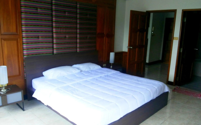 Patong Tower By United 21 Thailand – Guest Rooms – Patong