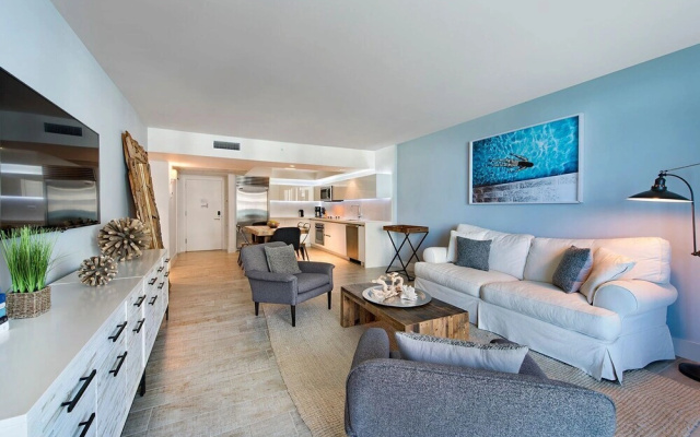 5 Star Oceanfront Hotel Residence - 1440